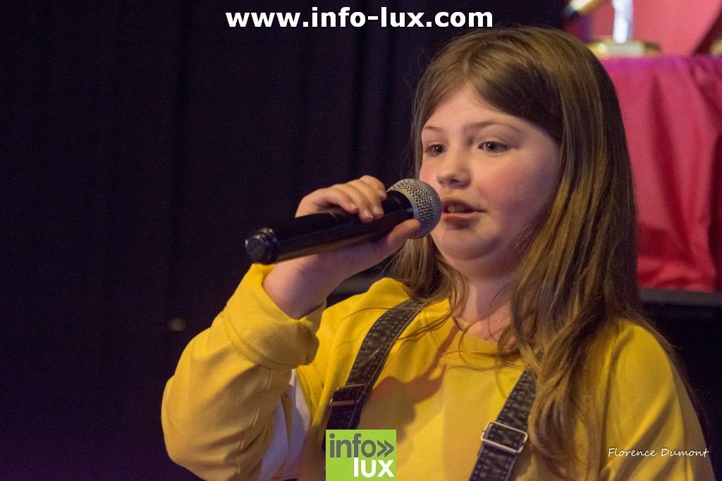 //media/jw_sigpro/users/0000001510/Concours pour enfants aux tourets/concours de chant pour enfants au touret-2425